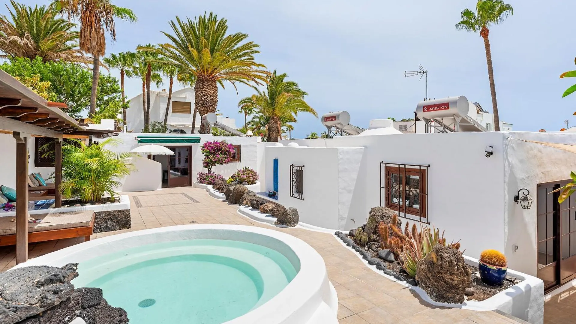 Apartment Villa Munay Puerto del Carmen  Spain
